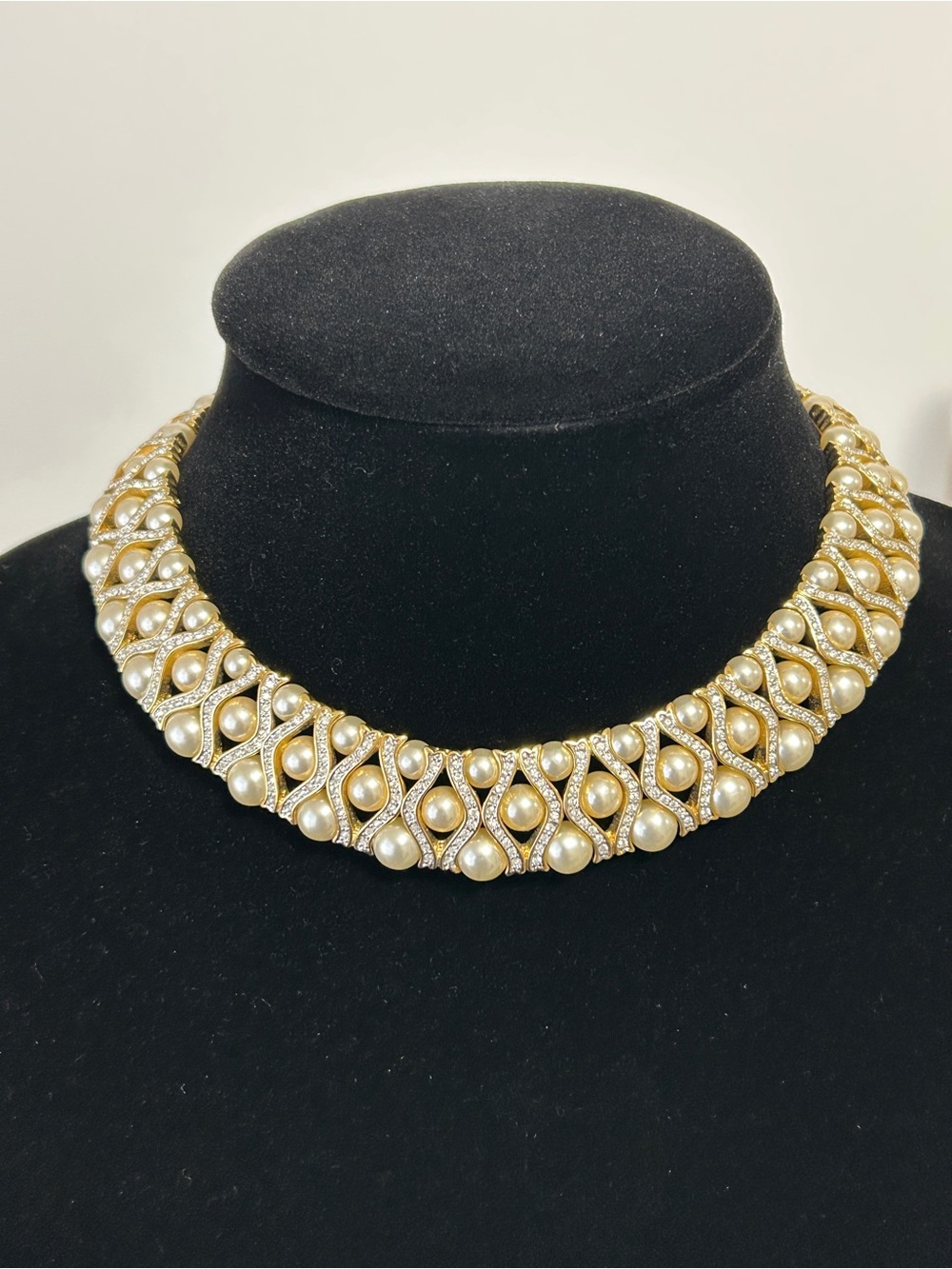 Vtg PCI High Quality Faux Pearl Rhinestone Collar Necklace